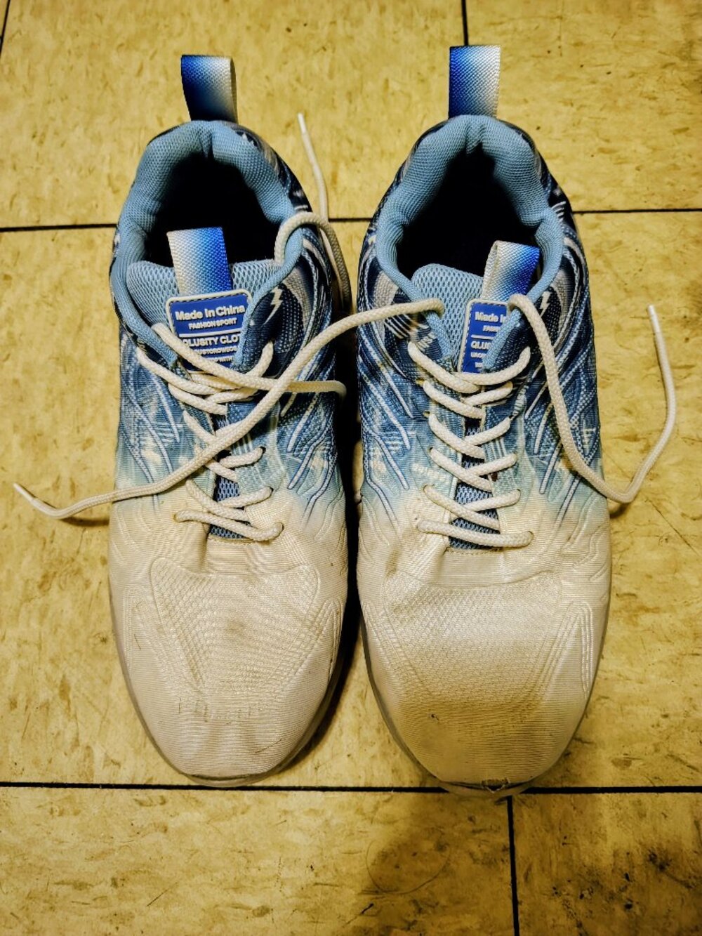 Sneakers